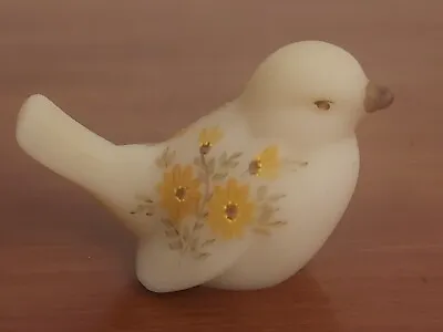 CAMEO SATIN Fenton DAISIES Hand Painted BIRD Signed MASON Paperweight FIGURINE • $50.01