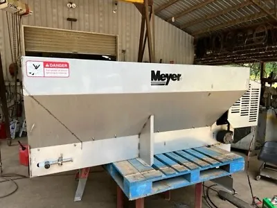 Sand/Salt Spreader Unused Myers BL600 6ft V Box Spreader 1.5 Yard Stainless • $4985