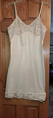 Vintage Vanity Fair Full Slip 36 Beautiful Lace Bodice Beige Nylon • $25