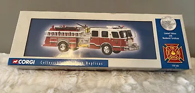 Corgi 1/50 - Us52207 E-one Sidemount Kansas City - Fire Engine • $75