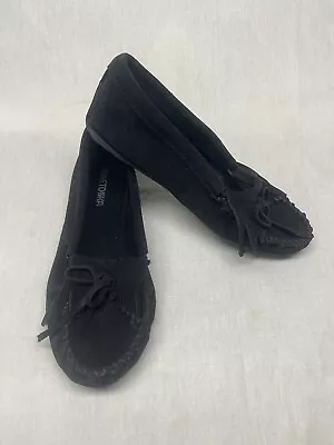 Minnetonka Women’s Black Suede Leather Lace Up Moccasins Shoes Size 7 • £16.38