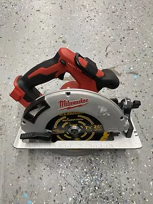 Milwaukee 2631-20 M18 Brushless 7-1/4 Inch Circular Saw (Tool-Only) • $115