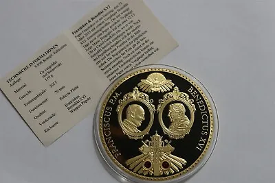 🧭 🇻🇦 VATICAN MASSIVE 70mm MEDAL 2POPES YEAR 2013 SWAROVSKY CRYSTAL GOLDPLATED • $75.23