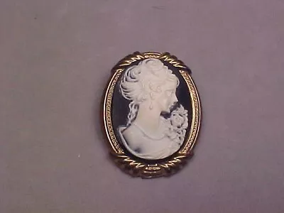 Vintage Goldtone & Black/White Cameo Brooch • $10