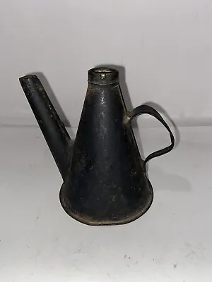 Antique Railroad Lantern Lamp Oiler Oil Can Star Design On Lid Vintage Tin Metal • $17.97