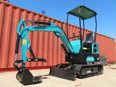 2023 AGT QH12R Hydraulic Mini Excavator Crawler Blade Thumb Aux Hyd Bidadoo -New • $1256