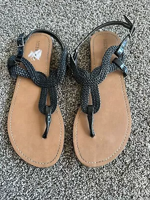 Merona Women's Jana Thong Sandals Black  Size 7 Worn Once • $9.99