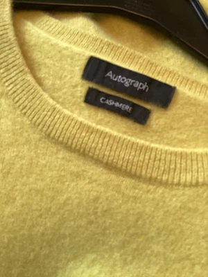 £20 • Buy Cashmere Jumper Autograph At M&S  14/16? Chest 40”