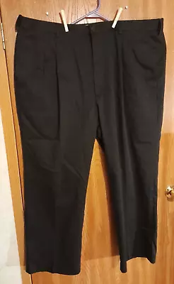 Mens Haggar Black Premium Khaki Classic Fit Expandable Waist Pants- Size 44 X 30 • $10.75