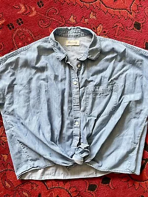Madewell Chambray Short Sleeve Button Down Top Tie Waist Size Small S • $20