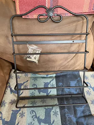 Longaberger Wrought Iron Towel/Jewelry/Magazine Rack • $25