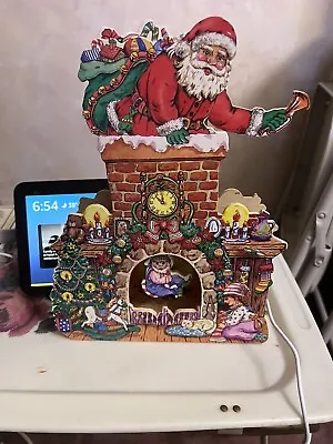 Charming Christmas Music Box Decoration:Santa Down The Chimney • $14.99