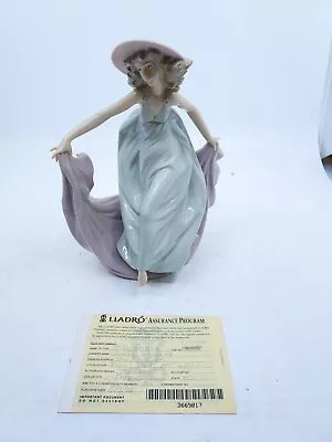 RETIRED 2005 ‘MAY DANCE’ LLADRO Porcelain Figurine. Item #01005662 • $110.15