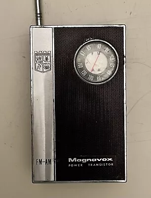 Vintage Magnavox Power Transistor AM/FM Radio 704 • $29.99