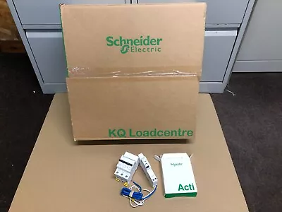 Distribution Board Schneider KQ Loadcentre 3 Phase 4 Way • £320