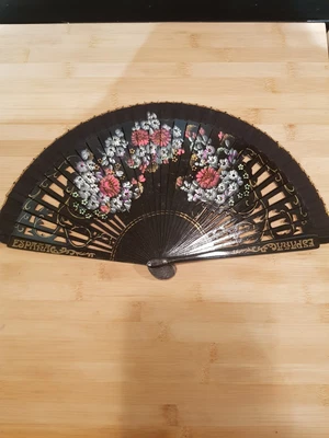 £4 • Buy Gorgeous Spanish Espana Wooden Hand Fan. Lovely Floral Pattern 