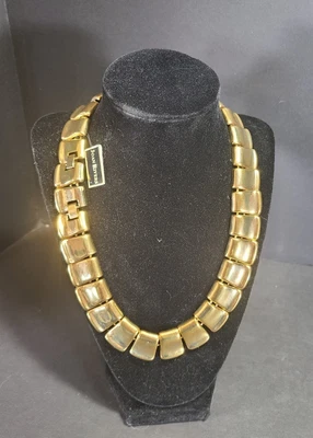 $28 • Buy Joan Rivers Gold Tone Collar Necklace With Extension 19  New With Tag