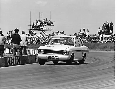 Lotus Cortina Mk2 Press Photo. 8x10 • £15