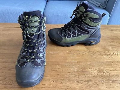 McKinley Hiking Walking Boots - Aquamax - Ladies /Womens - UK 4 (EU37) • £17.50