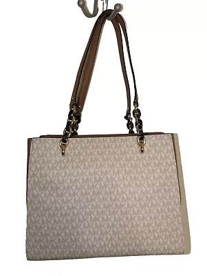 Michael Kors 35F8GO5T3B Women's Handbag - Vanilla/Acorn • $115