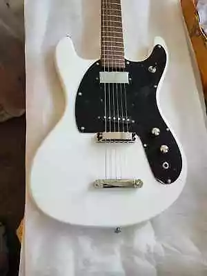 Custom 1966 Ventures White Electric Guitar Mosrite Zero Fret China Made • $434.03