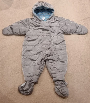 £10 • Buy Marese Snowsuit - 12 Months - EXCELLENT CONDITION 