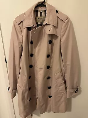 Burberry Trench Cost Women Size UK 8 US 6  • $900