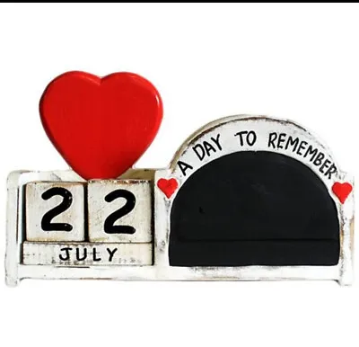 £11.99 • Buy WOODEN HEART ARCH BLACKBOARD CALENDAR Pen Holder A Day To Remember Handcrafted