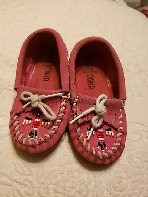 Minnetonka Beaded Toddler Leather Upper Suede Loafer Shoes Size 8 Pink • $13.95