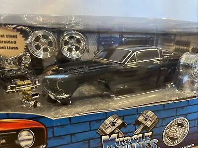 1/18 Muscle Machine Build-It Kit   1966 MUSTANG BLACK  W/GOLD STRIPES  • $89.95