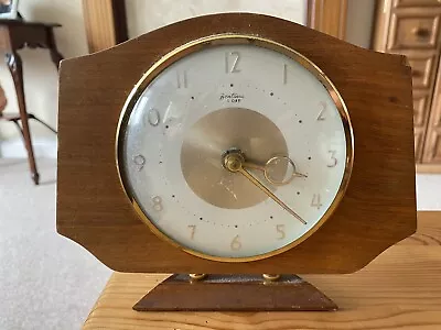 Vintage Metamec Mantle Clock • £6