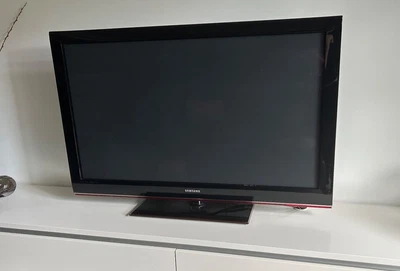 $40 • Buy Samsung 50 Inch Plasma TV - 2009 - Black - Good Condition.