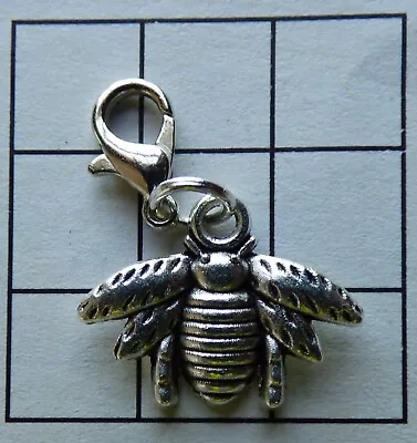 Clip On Vintage Tibetan Buzzy Bumble Bee Charm Zip Bag Bracelet Silver Finish • £2.95