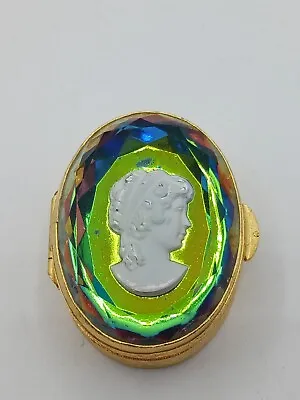 Vintage 1973 Cameo Compact Pill Box Goldtone With Green Glass Top Made In Italy  • $30