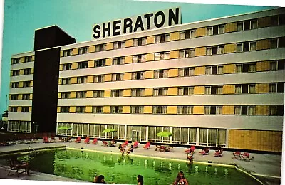 Postcard Sheraton Inn Meadow Avenue And Moosic Street Scranton Pennsylvania • $5.95