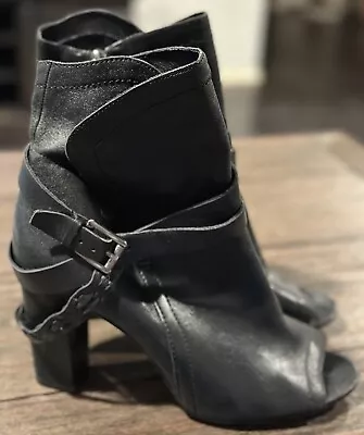 Vince Camuto Sortina Wraparound Buckled Harness Peep Toe Heeled Booties Sz 11 • $35.10