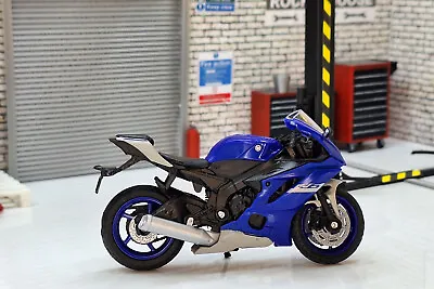 Yamaha YZF-R6 Blue 1:18 Scale Model Motorcycle (Wel) • £14.99