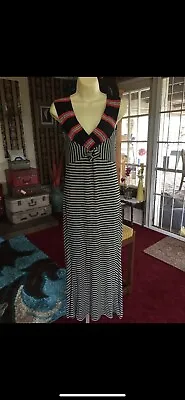 $90 • Buy Save The Queen Size L Long Dress