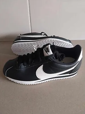 Nike Classic Cortez Leather Panda Black Sneaker Size 6.5 • $80