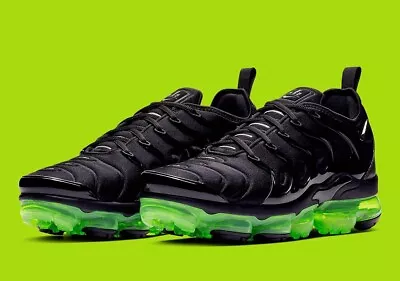 NEW Nike Vapormax Plus TN Black And Green Men's Shoes Low Top • $167.90