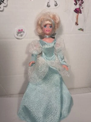 $8 • Buy DISNEY 6.5  Cinderella Vintage Doll Mini Blue Dress Princess Figure 