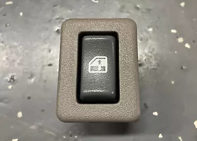 1998-2005 S10 Blazer Gmc Jimmy Rear Window Switch Truck 4x4 4x2  S-series 98 99  • $14.99