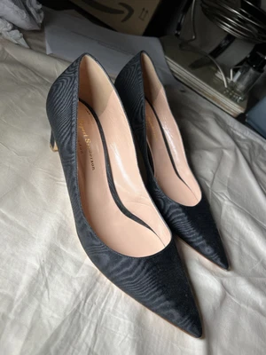 £40 • Buy Rupert Sanderson Textured Black Heel 40 Worn Thrice. Suitable For Work.