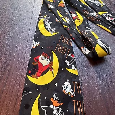 VTG 1995 Halloween Looney Tunes Men’s Neck Tie 100% Silk Bugs Taz Daffy Tweety • $8.99