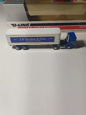 Bachmann B Line Truckin HO Scale J R Harding Mack Van Trailer • $16.95