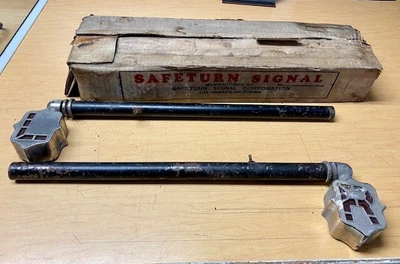 $600 • Buy 1930's Very Rare Safeturn Signal -Truck, Bus, Car, Rat Rod Vacuum Turn Signal