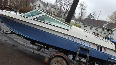 $999 • Buy Curved Glass Windshield For A 19' 1989 Cobalt Boat 