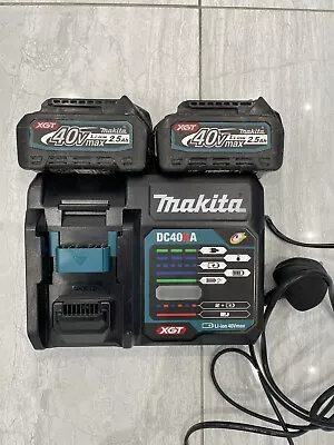 Makita DC40RA 40V Max XGT  Rapid Fast Battery Charger And 2.5ah Battery X2 • £158.99