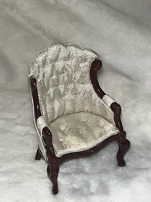 Dollhouse Miniature Concord Tufted Victorian Parlor Chair Ivory Cream • $23.50