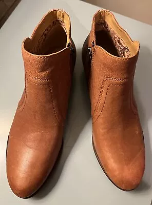 Lucky Brand Lp Breck Ankle Boots  Size 8/38 M Brown Leather Booties Side Zip • $35